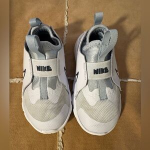 Nike flex runner 2 size 10c